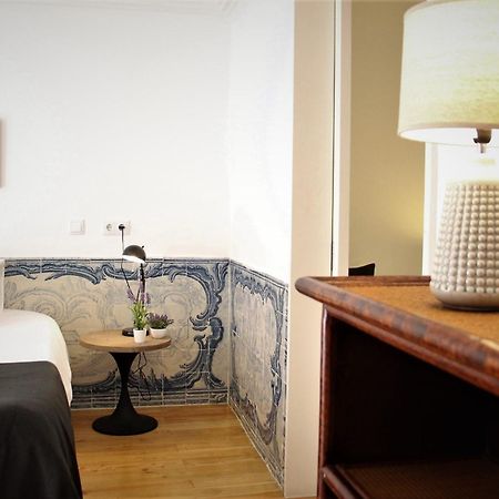 C3 Bairro Alto Cozy Romantic Loft In 18Th Century Building Lisbon Bagian luar foto