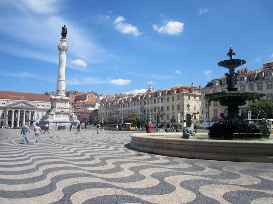 C3 Bairro Alto Cozy Romantic Loft In 18Th Century Building Lisbon Bagian luar foto