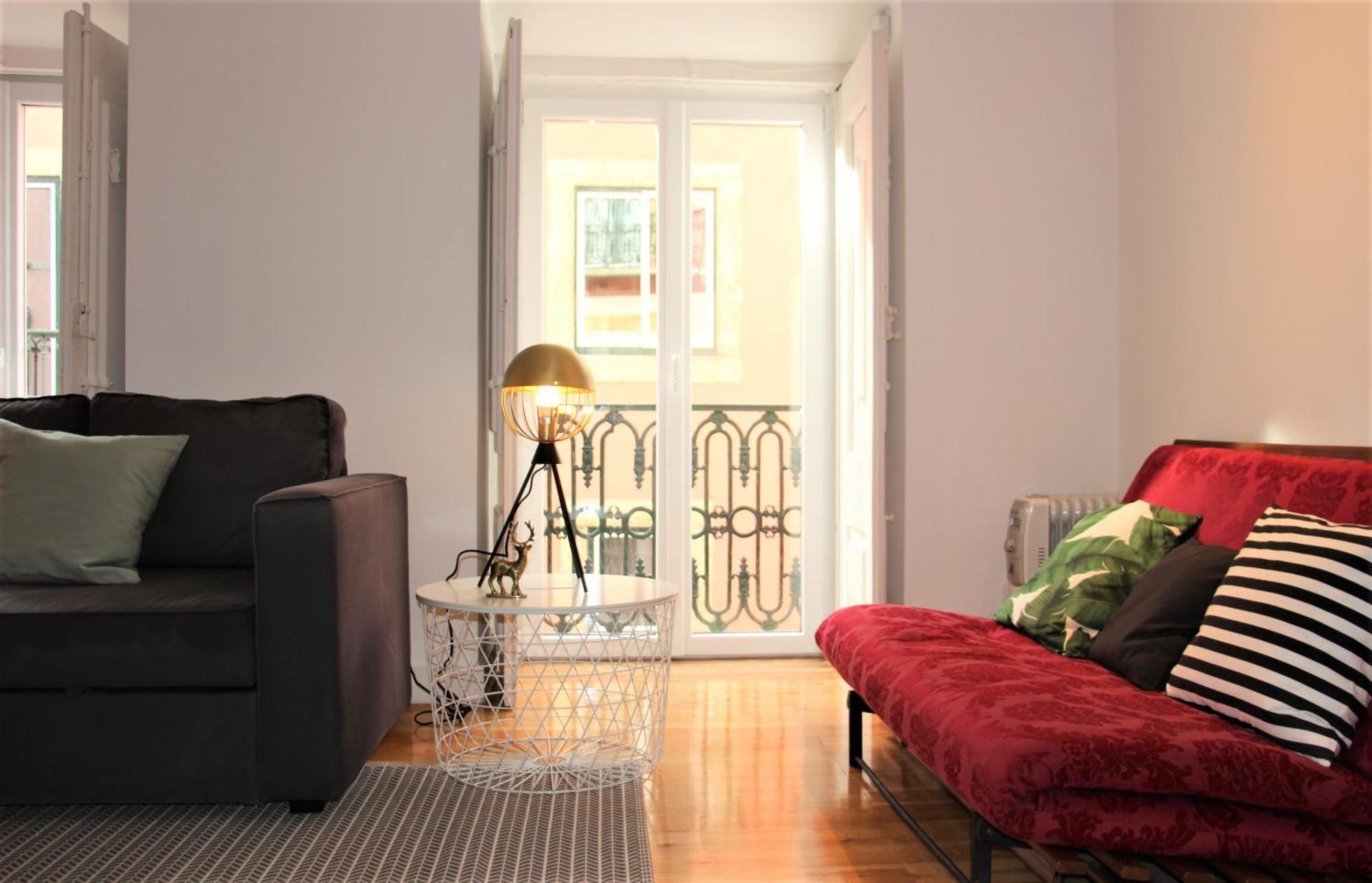 C3 Bairro Alto Cozy Romantic Loft In 18Th Century Building Lisbon Bagian luar foto